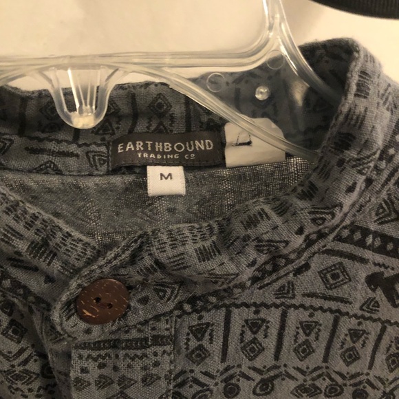 Earthbound Band-Collared shirt - Picture 3 of 3